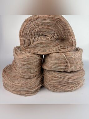 Nutiden by Honer och Eir Unspun Wool Yarn Sweden 550 Grams color “Dromfangaren”